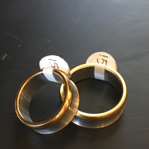 His and Her rings - Picture 2 of 5